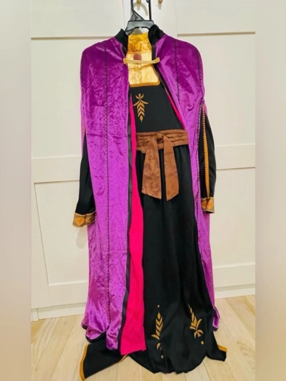 Disney Frozen 2 Ana Costume for Girls Halloween Costume- (Size: M 7/8)